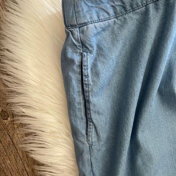 Appleseed's Crop Pants  - Picture 2 of 7